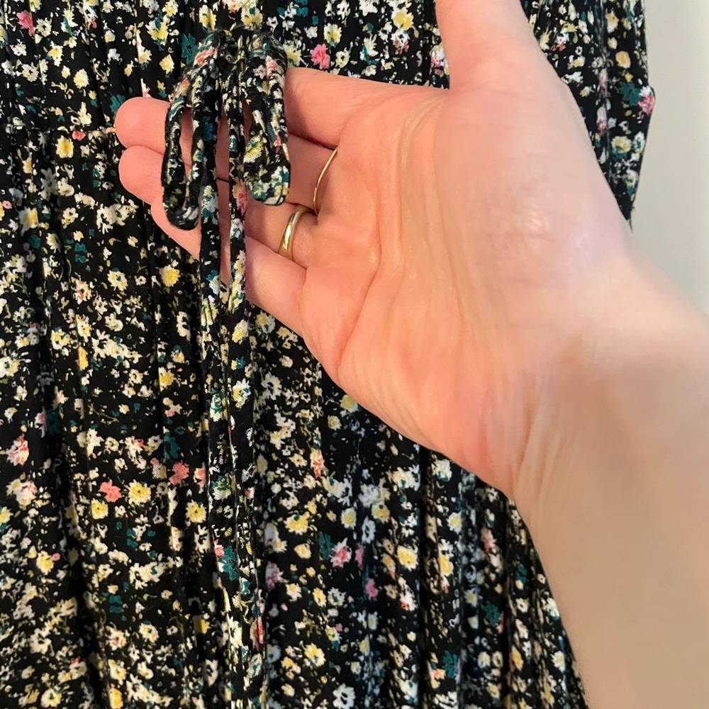 Ranna Gill Black Floral Maxi Dress from Anthropologie - Picture 5 of 9